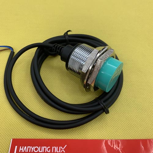 Cảm biến từ Hanyoung UP-30RD15PC