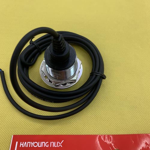 Cảm biến từ Hanyoung UP-30RD15TA