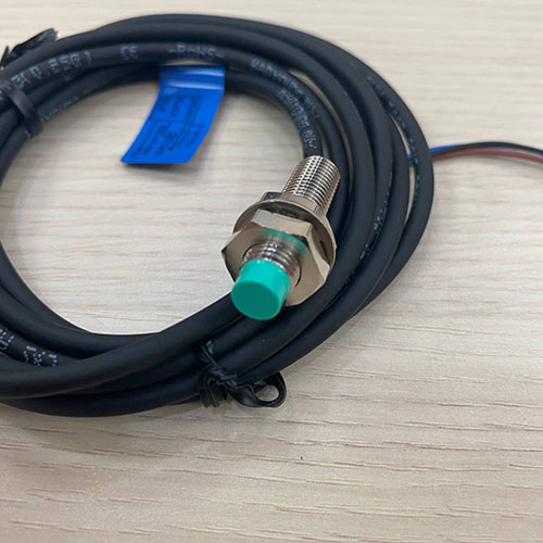 Cảm biến từ Hanyoung UP-8RD2NA