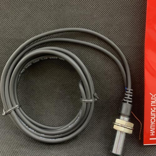 Cảm biến từ Hanyoung UP12RM-2PC