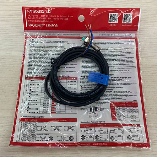 Cảm biến từ Hanyoung UP8RD-2PC