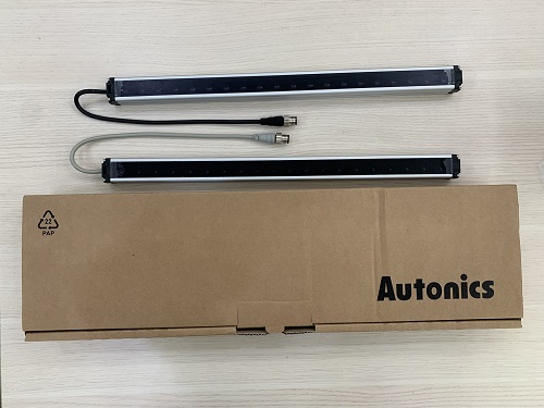 Cảm biến vùng đa năng Autonics BW20-20