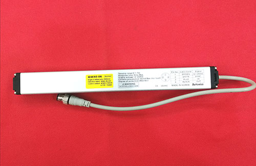 Cảm biến vùng đa năng Autonics BW40-06