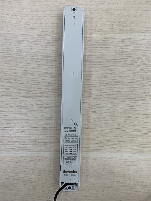 Cảm biến vùng thân vỏ bằng nhựa mỏng Autonics BWP20-12
