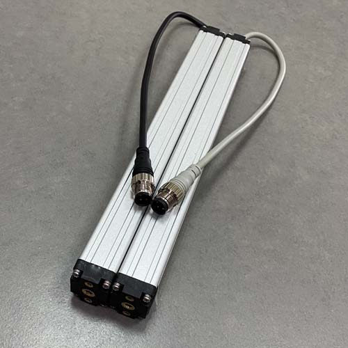 Cảm biến vùng đa năng Autonics BW20-24P