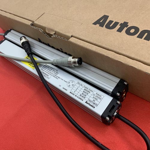 Cảm biến vùng đa năng Autonics BW20-36P