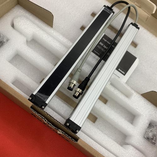 Cảm biến vùng đa năng Autonics BW20-44