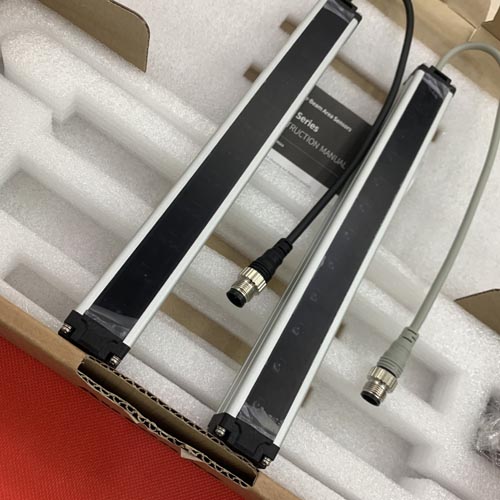 Cảm biến vùng đa năng Autonics BW20-44P