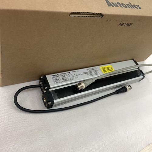 Cảm biến vùng đa năng Autonics BW40-12P