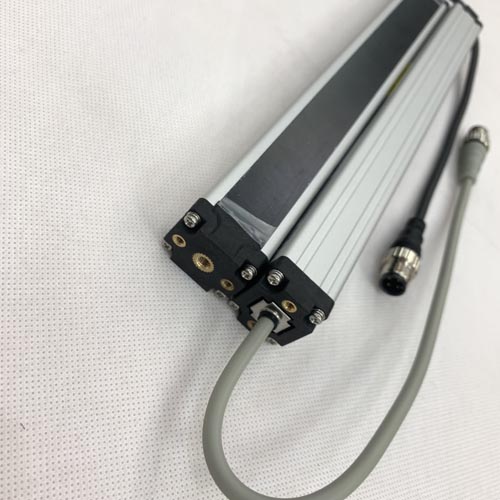 Cảm biến vùng đa năng Autonics BW40-16