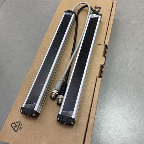 Cảm biến vùng đa năng Autonics BW40-18