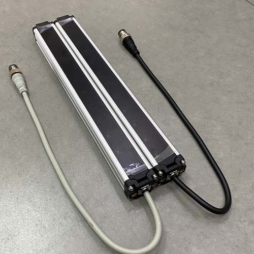 Cảm biến vùng đa năng Autonics BW40-24