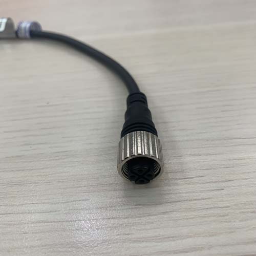 Cáp kết nối M8/M12 Autonics CID3-5