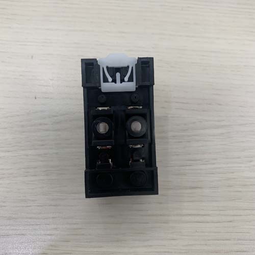 Cầu chì Hanyoung HY-F15-2A