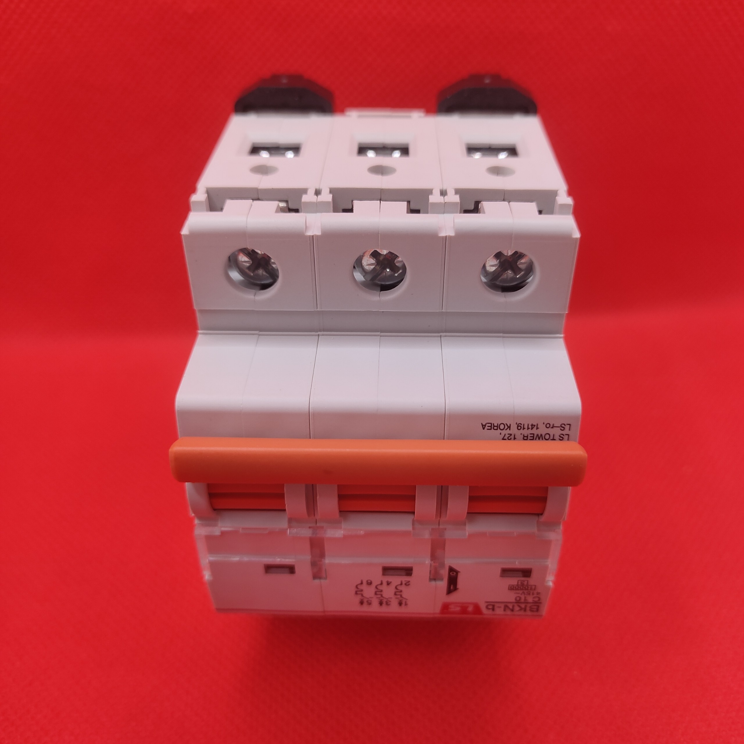 CB tép (MCB) BKN-b-3P-10A