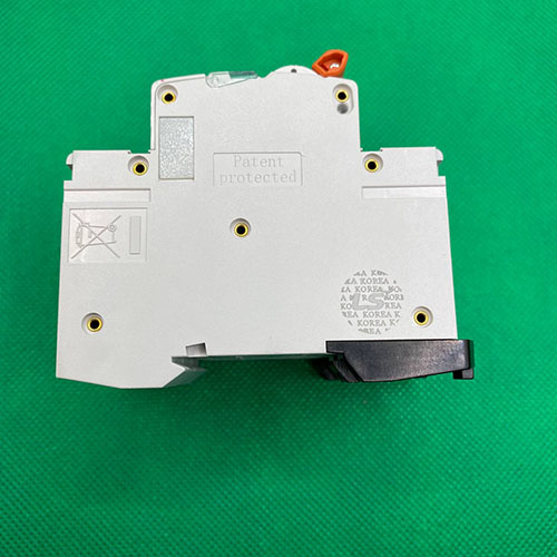 CB tép (MCB) BKN-b-3P-50A