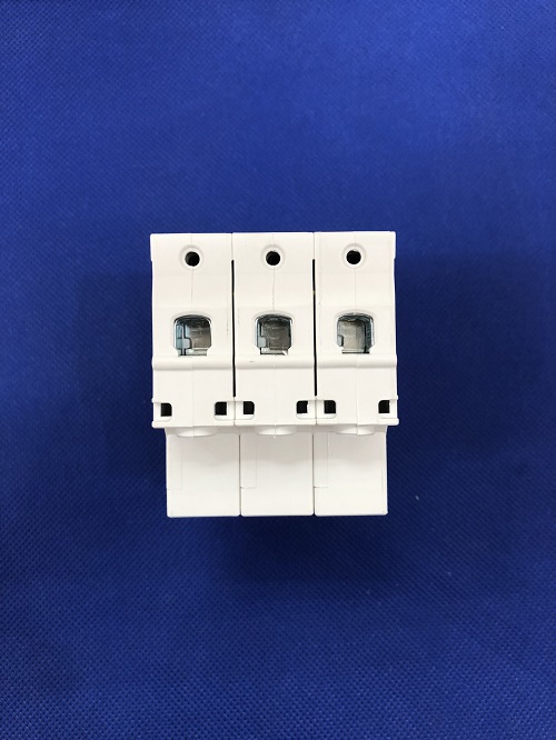 CB tép (MCB) dòng cắt 6KA 3 cực Chint NXB-63 3P C32 6kA