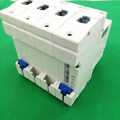 CB tép (MCB) dòng cắt 6KA 4 cực Chint NXB-63 4P C32 6kA