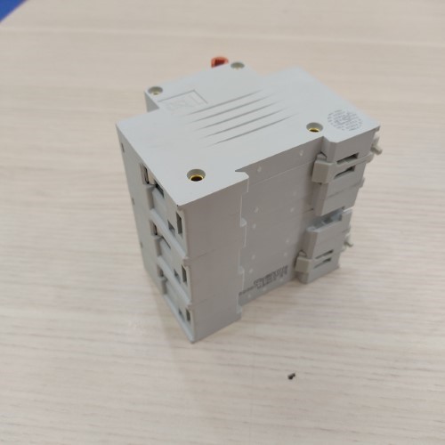 Cb tép (Mcb) Ls BKH3P-100A