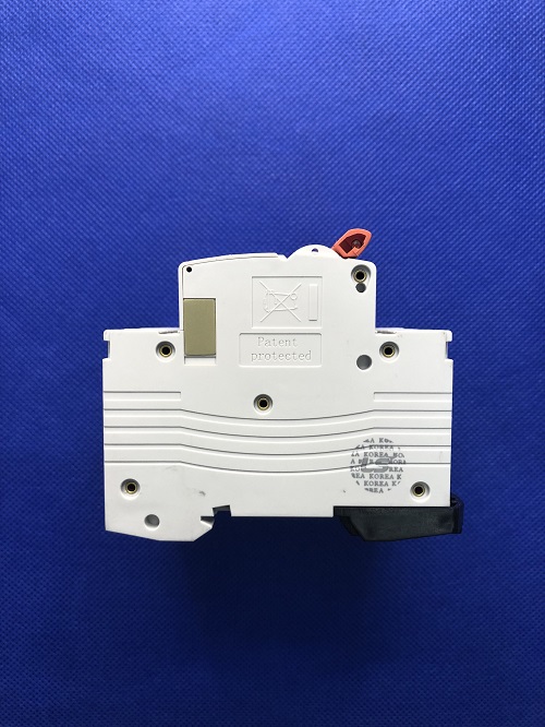 CB tép (MCB) LS BKJ63N 4P 63A, 6KA