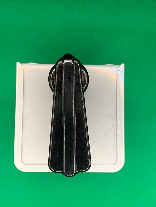 Công tắc đảo chiều 3 pha CHINT HY2-8