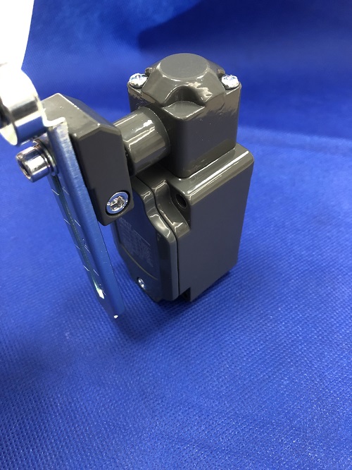 Công tắc hành trình Chint YBLX-WL/CA12