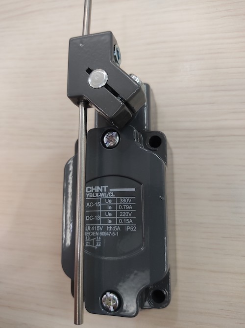 Công tắc hành trình Chint YBLX-WL/CL