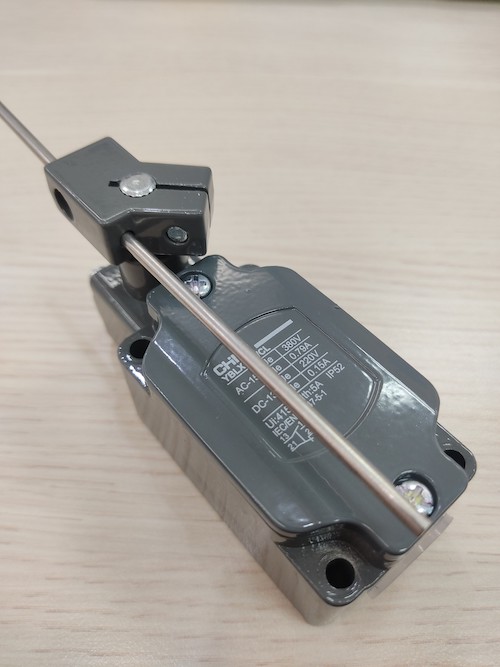 Công tắc hành trình Chint YBLX-WL/CL