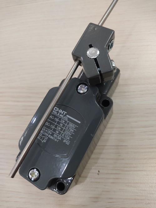 Công tắc hành trình Chint YBLX-WL/CL