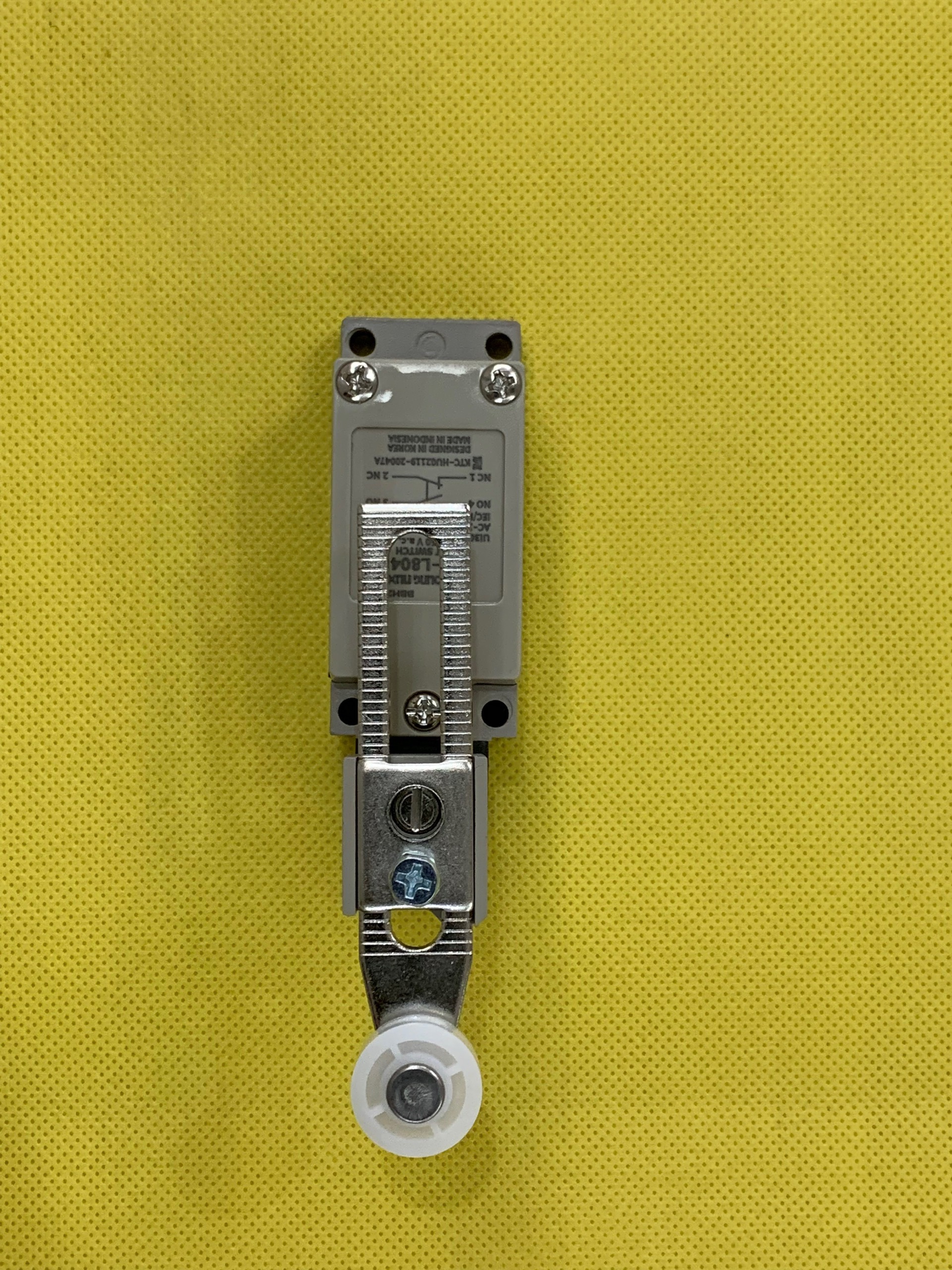 Công tắc hành trình Hanyoung HY-L804