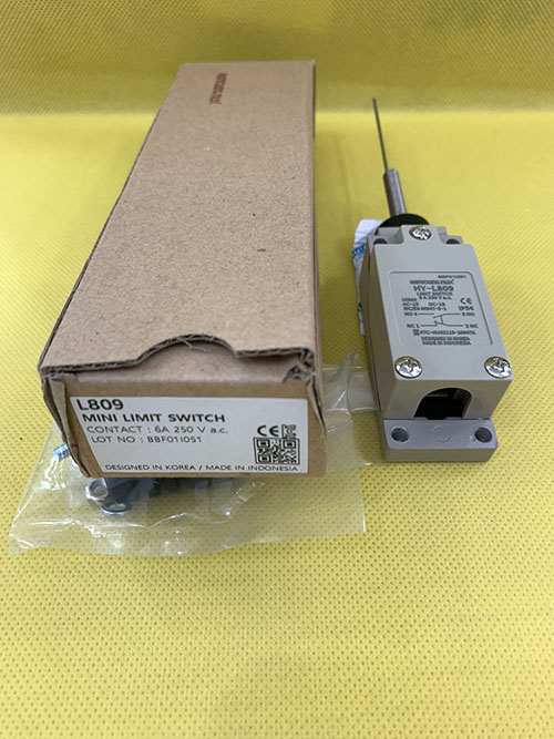 Công tắc hành trình Hanyoung HY-L809