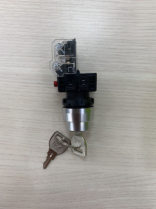 Công tắc xoay 2 vị trí có chìa khóa viền nhôm MRK-R2A1 (L,R,D)