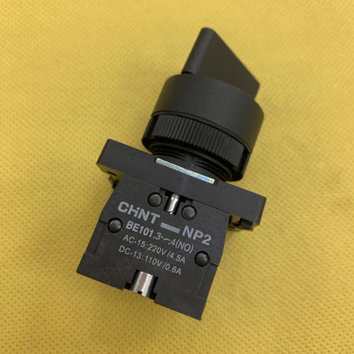 Công tắc xoay 2 vị trí tự trả