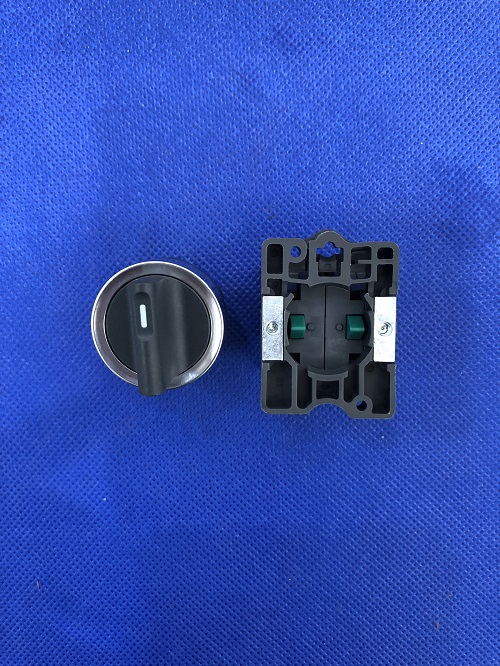 Công tắc xoay Schneider XA2ED33