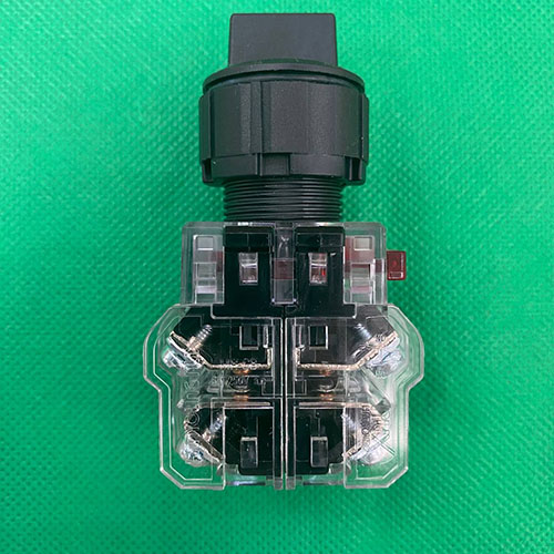 Công tắc xoay viền nhựa phi 25 Hanyoung MRS-K3A2