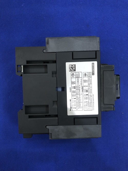 Contactor 3 pha Schneider LC1D50AM7