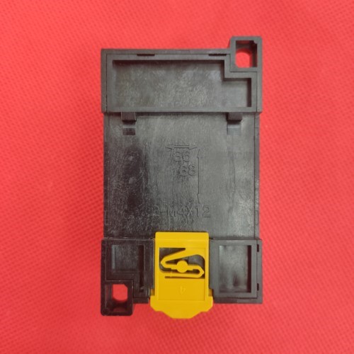 Đế relay trung gian Omron PTF14A-E