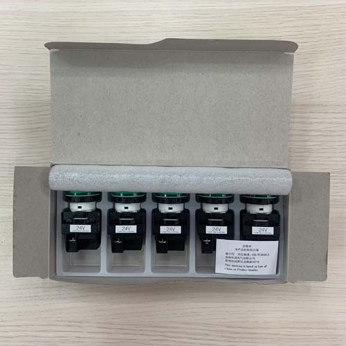 Đèn báo màu xanh, không biến thế, IP65 ngoài mặt tủ, mặt phẳng YW1P-1EQ4G Đèn báo màu xanh, không biến thế, IP65 ngoài mặt tủ, mặt phẳng YW1P-1EQ4G