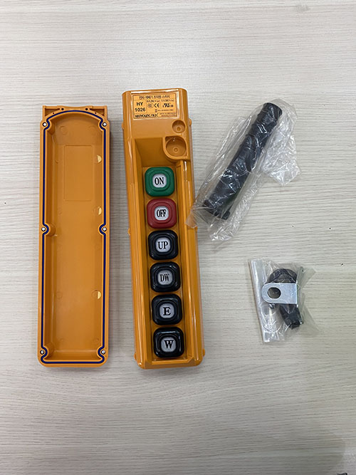 ĐIỀU KHIỂN CẦN TRỤC HANYOUNG HY-1026-ABB