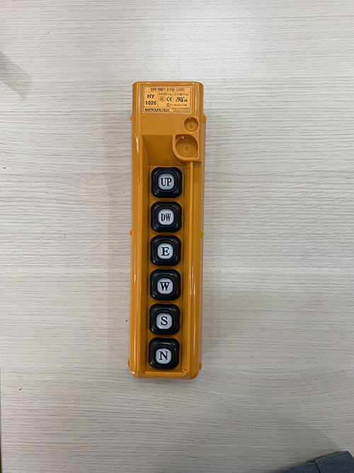 ĐIỀU KHIỂN CẦN TRỤC HANYOUNG HY-1026-BBB