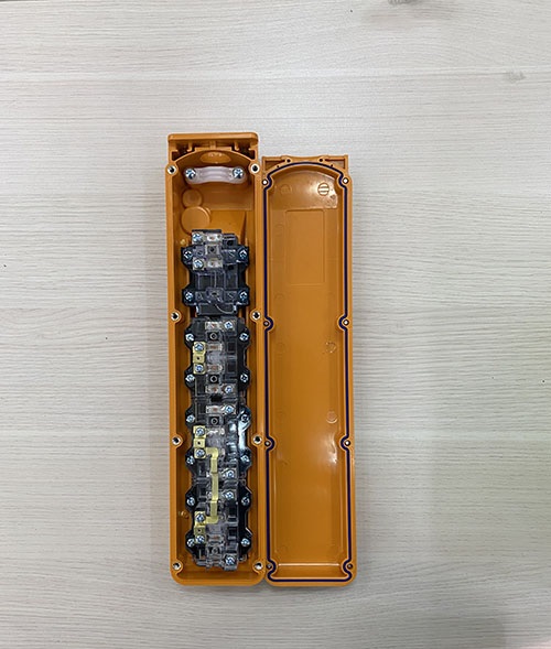 Điều khiển cần trục Hanyoung HY-1028-ABBB