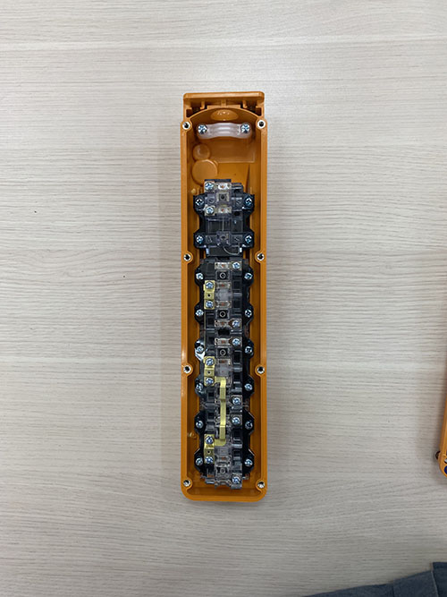 Điều khiển cần trục Hanyoung HY-1028-ABBB