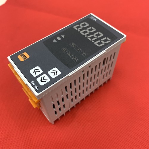 Điều khiển nhiệt độ Autonics TC4H-N4R