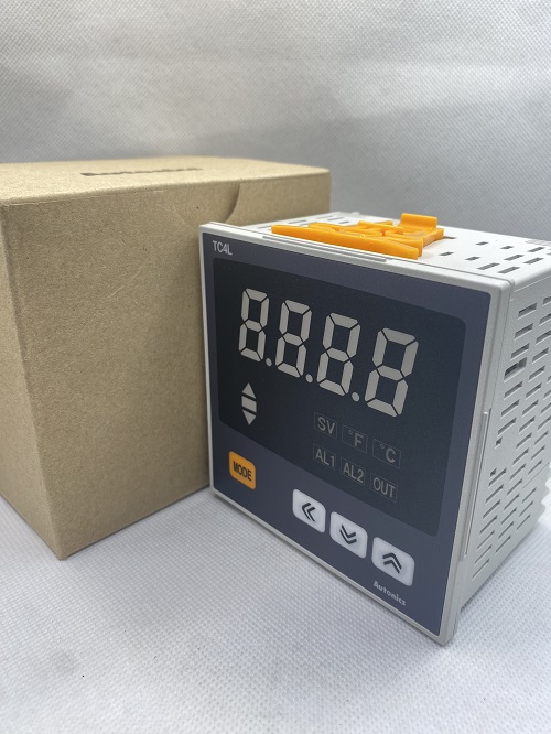 Điều khiển nhiệt độ Autonics TC4L-12R