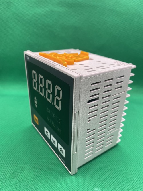 Điều khiển nhiệt độ Autonics TC4L-N2N