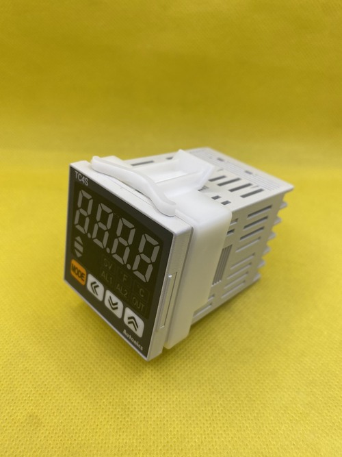 Điều khiển nhiệt độ Autonics TC4S-22R