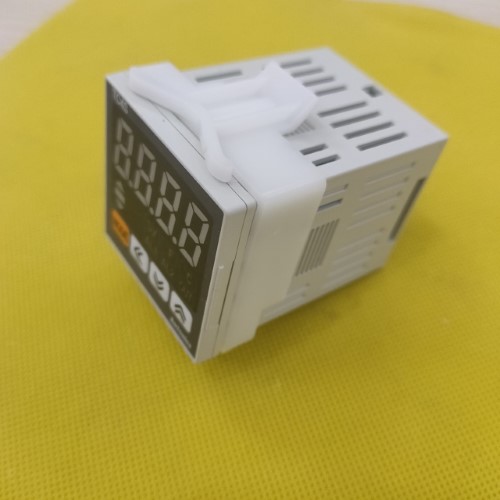 Điều khiển nhiệt độ Autonics TC4SP-12R