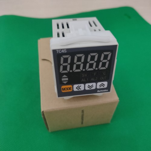 Điều khiển nhiệt độ Autonics TC4SP-N2N