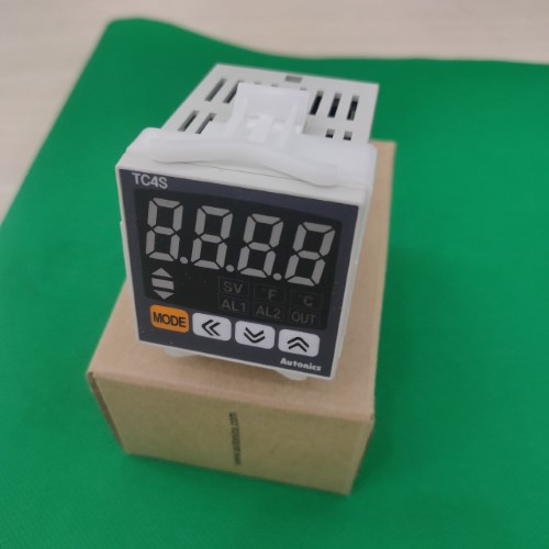 Điều khiển nhiệt độ Autonics TC4SP-N2N