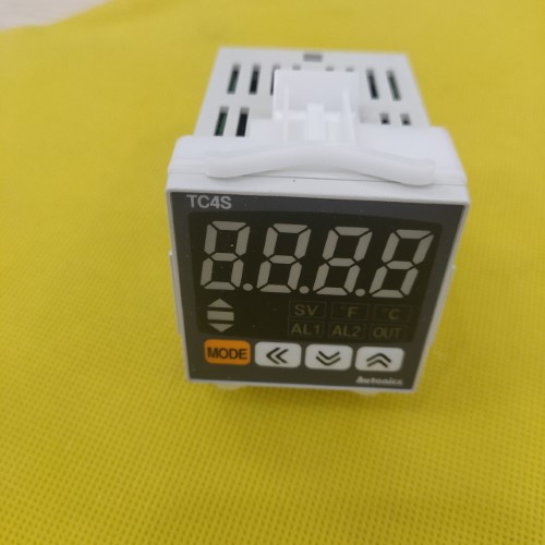 Điều khiển nhiệt độ Autonics TC4SP-N4N